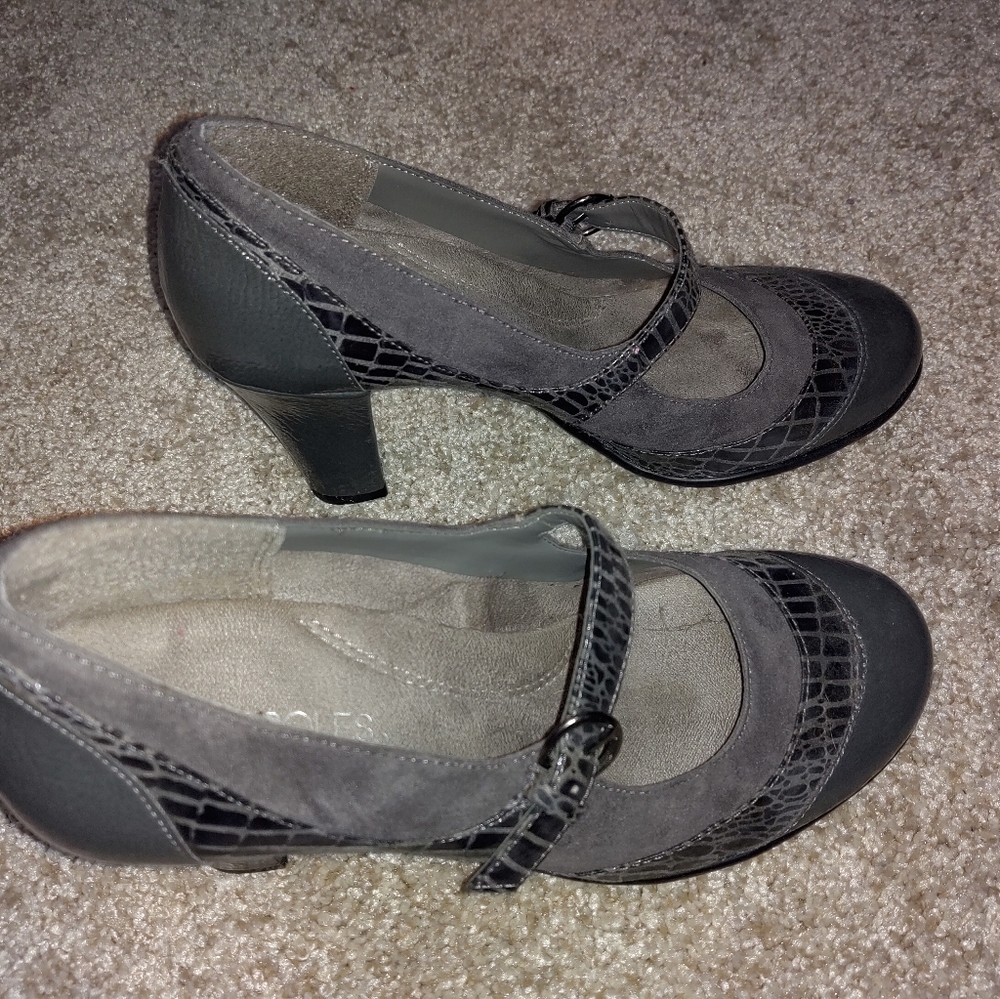 Women's Aerosoles dress shoes size 7